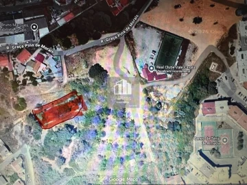 Terreno para Venda em Charneca de Caparica e Sobreda
