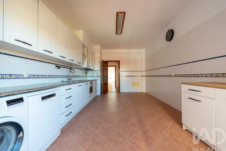 Apartamento T2 para Venda em Quinta do Anjo Foto 6