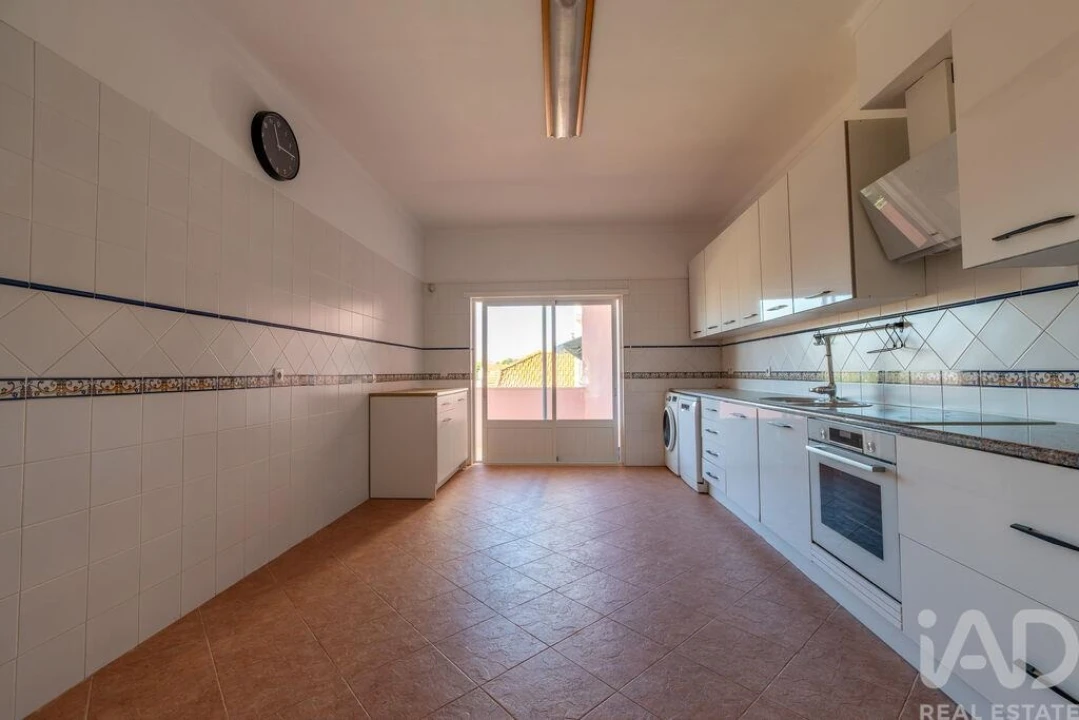 Apartamento T2 para Venda em Quinta do Anjo Foto 3