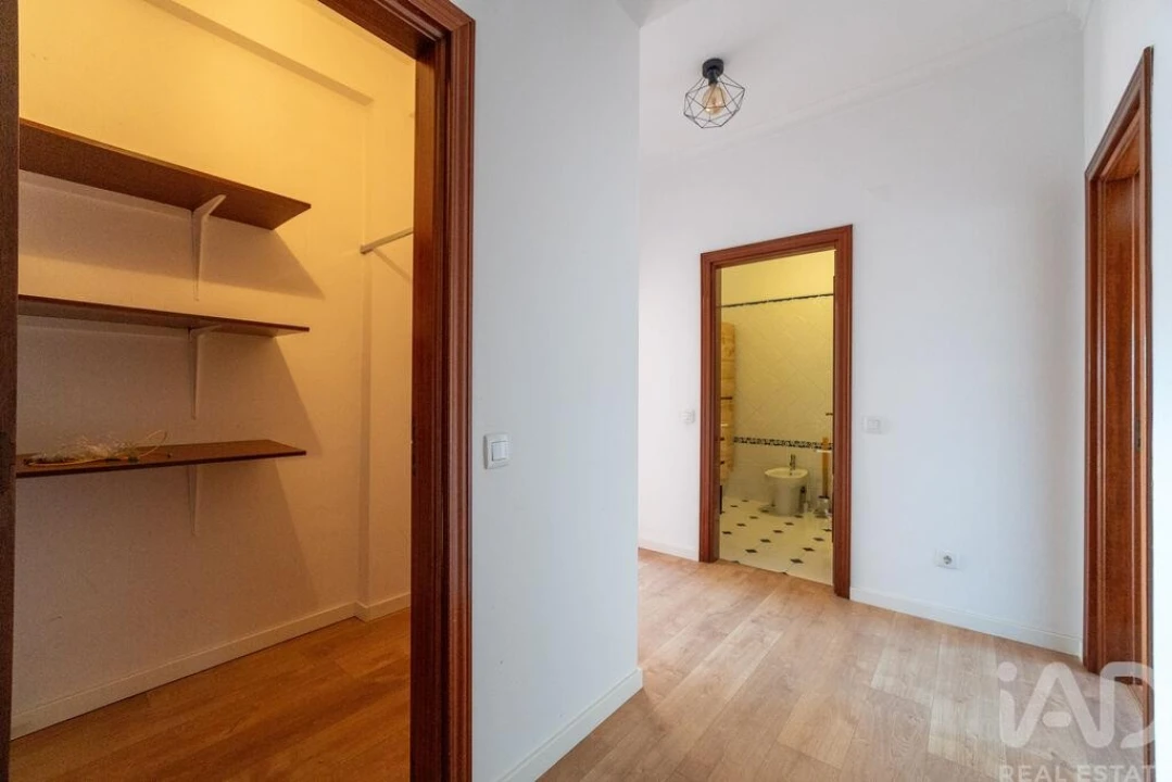 Apartamento T2 para Venda em Quinta do Anjo Foto 13