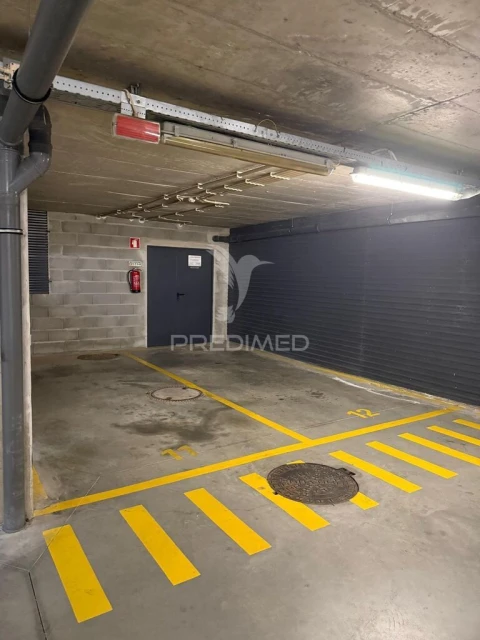 Apartamento T2 para Venda em Sacavém e Prior Velho