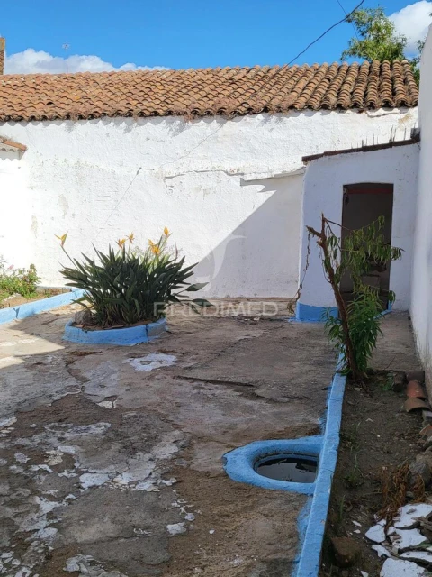 Moradia T2 para Venda em Redondo