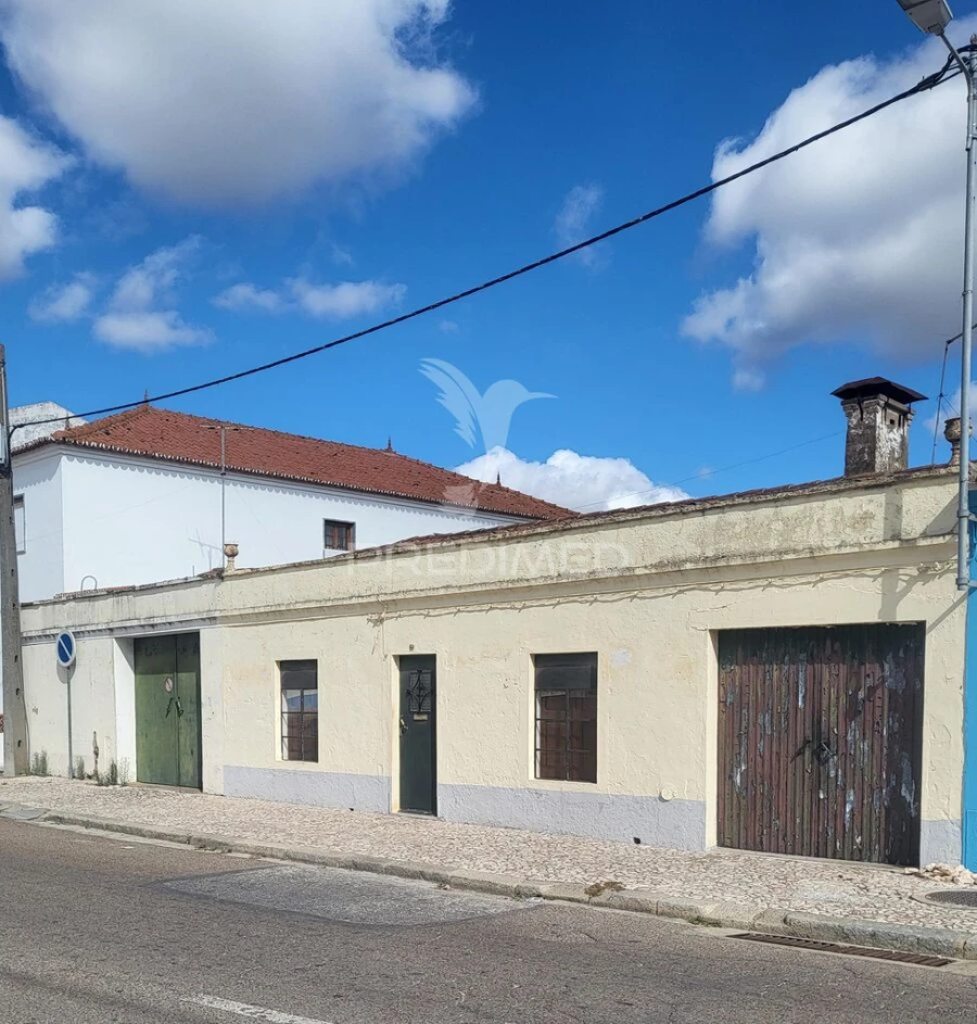 Moradia T2 para Venda em Redondo Foto 2