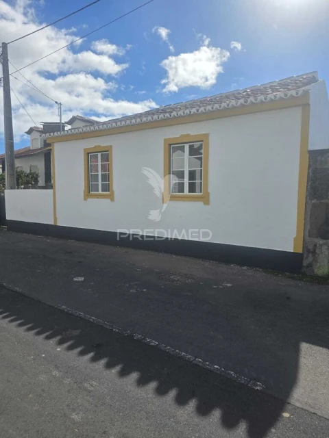 Moradia T3 para Venda em Terra Chã