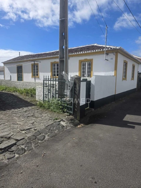 Moradia T3 para Venda em Terra Chã