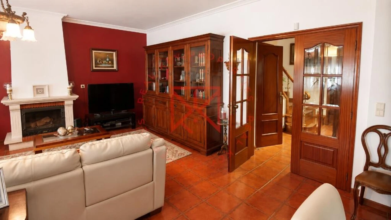 Moradia T3 para Venda em Pena, Quintã e Vila Cova Foto 12