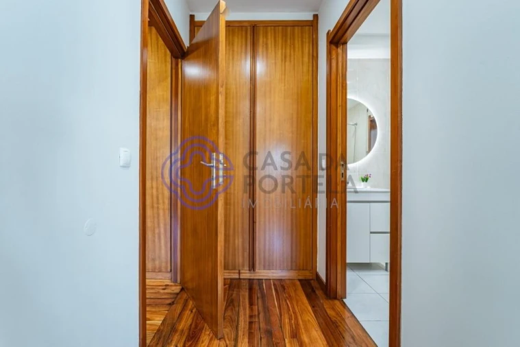 Apartamento T2 para Venda em Ramalde Foto 20