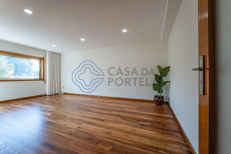 Apartamento T2 para Venda em Ramalde Foto 6