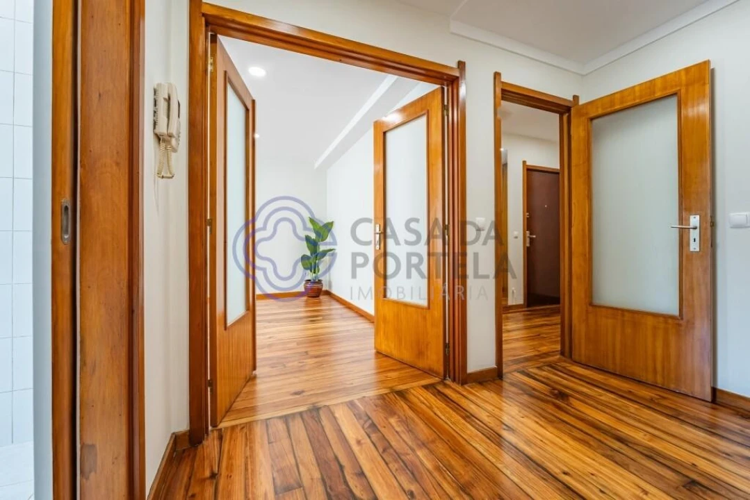 Apartamento T2 para Venda em Ramalde Foto 5