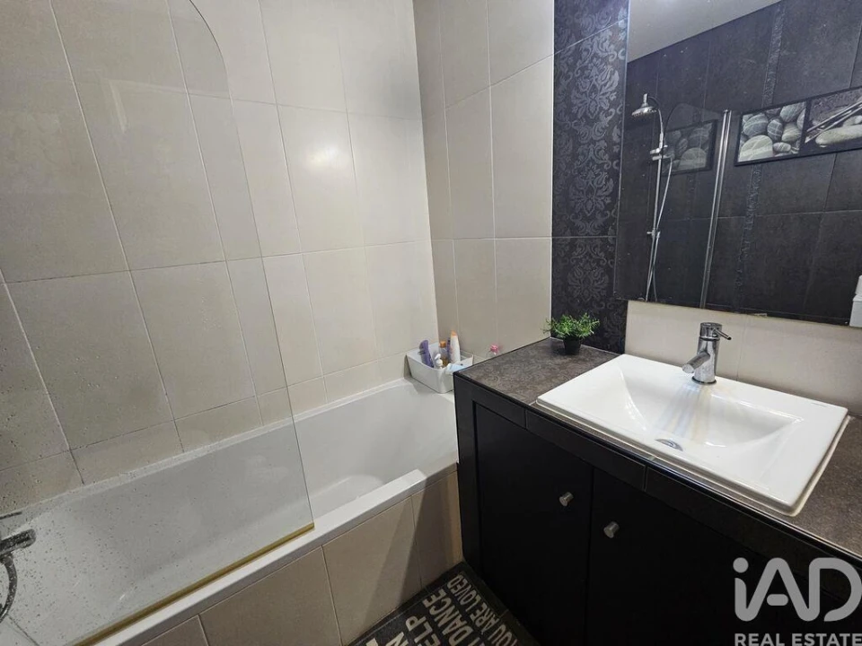 Apartamento T3 para Venda em Quarteira Foto 17
