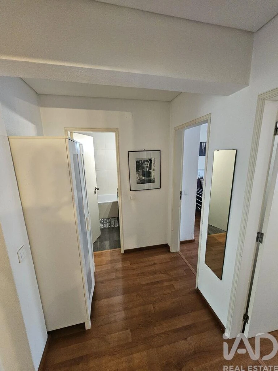 Apartamento T3 para Venda em Quarteira Foto 8