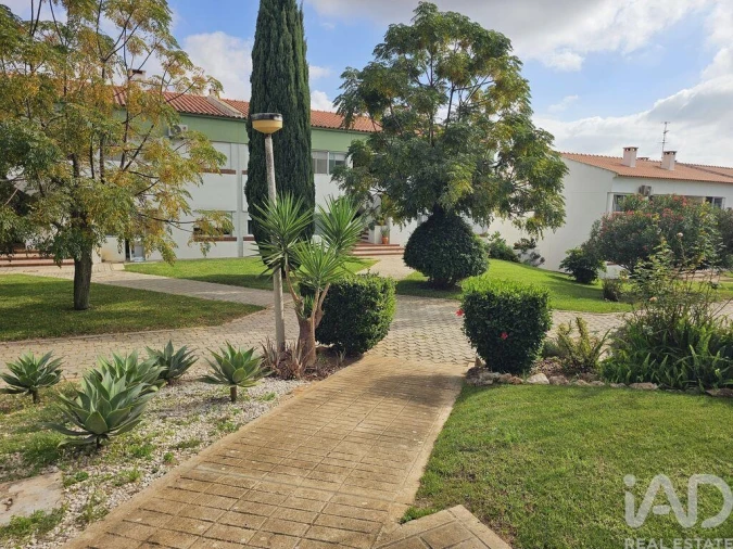 Apartamento T3 para Venda em Quarteira Foto 32