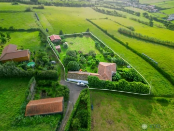 Moradia T2 para Venda em Flamengos