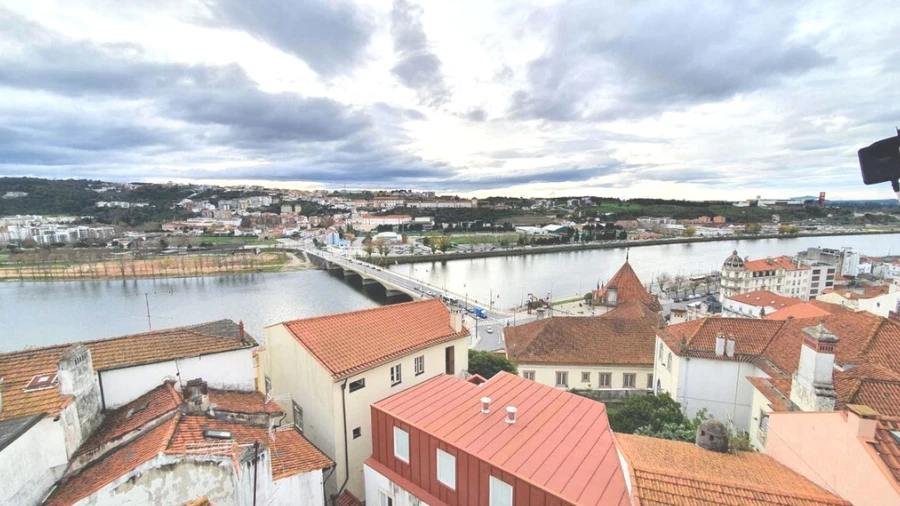 Prédio para Venda em São Martinho do Bispo e Ribeira de Frades