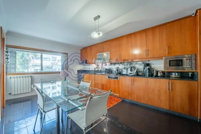 Apartamento T4 para Venda em Moreira