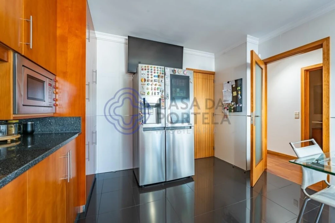 Apartamento T4 para Venda em Moreira Foto 12