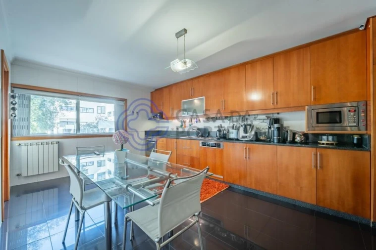Apartamento T4 para Venda em Moreira Foto 8