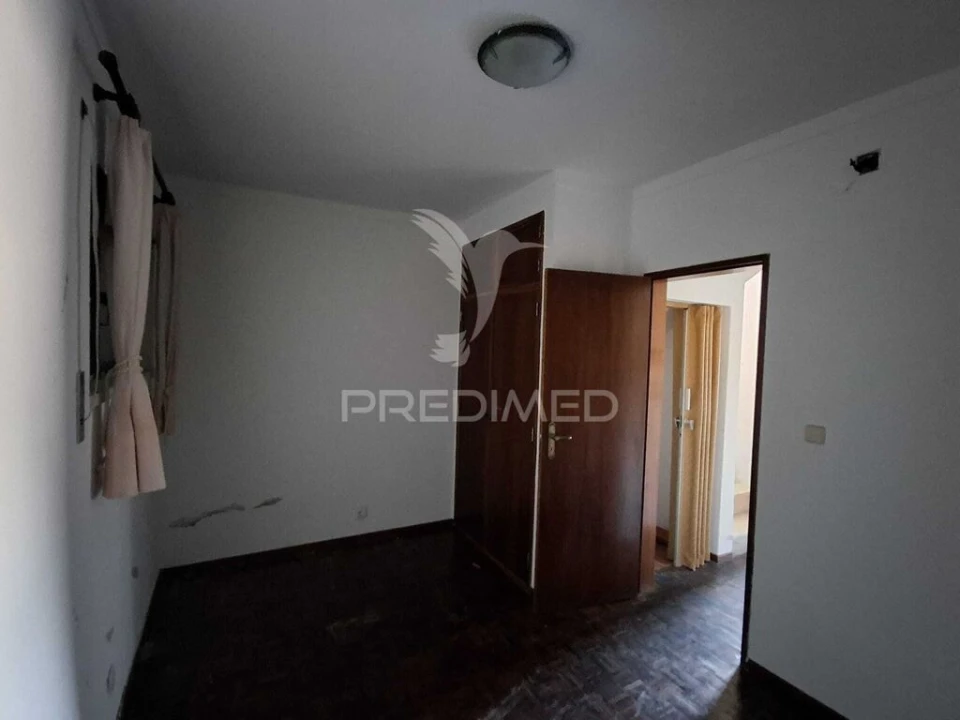 Armazém para Arrendamento em Venteira Foto 11