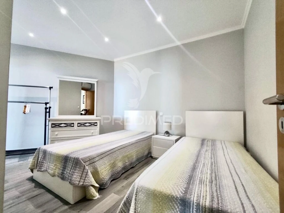 Apartamento T2 para Venda em Portimão Foto 15
