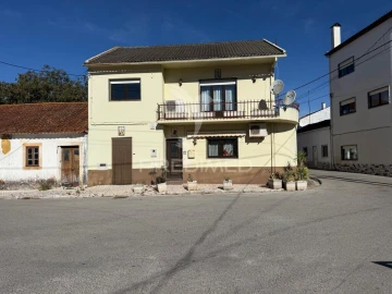 Moradia T3 para Venda em Minde