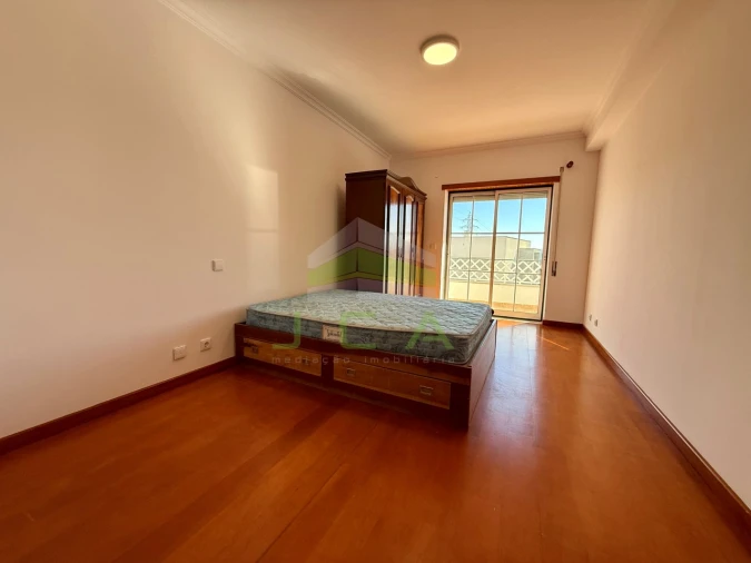 Apartamento T3 para Venda em Leiria, Pousos, Barreira e Cortes Foto 12