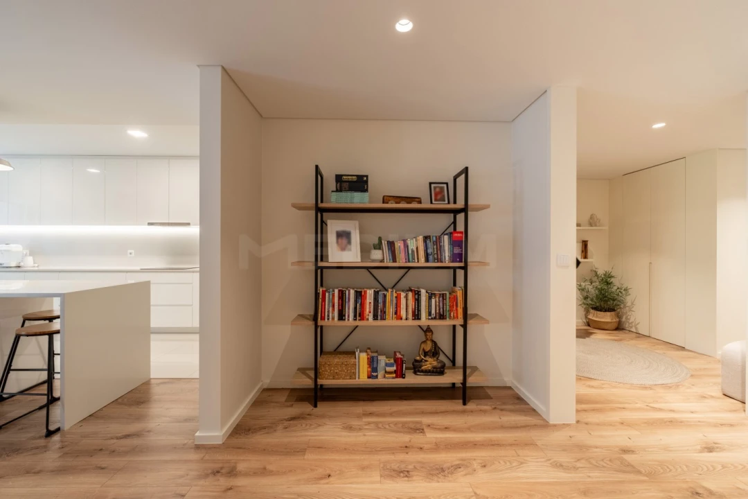 Apartamento T2 para Venda em Cidade da Maia Foto 8