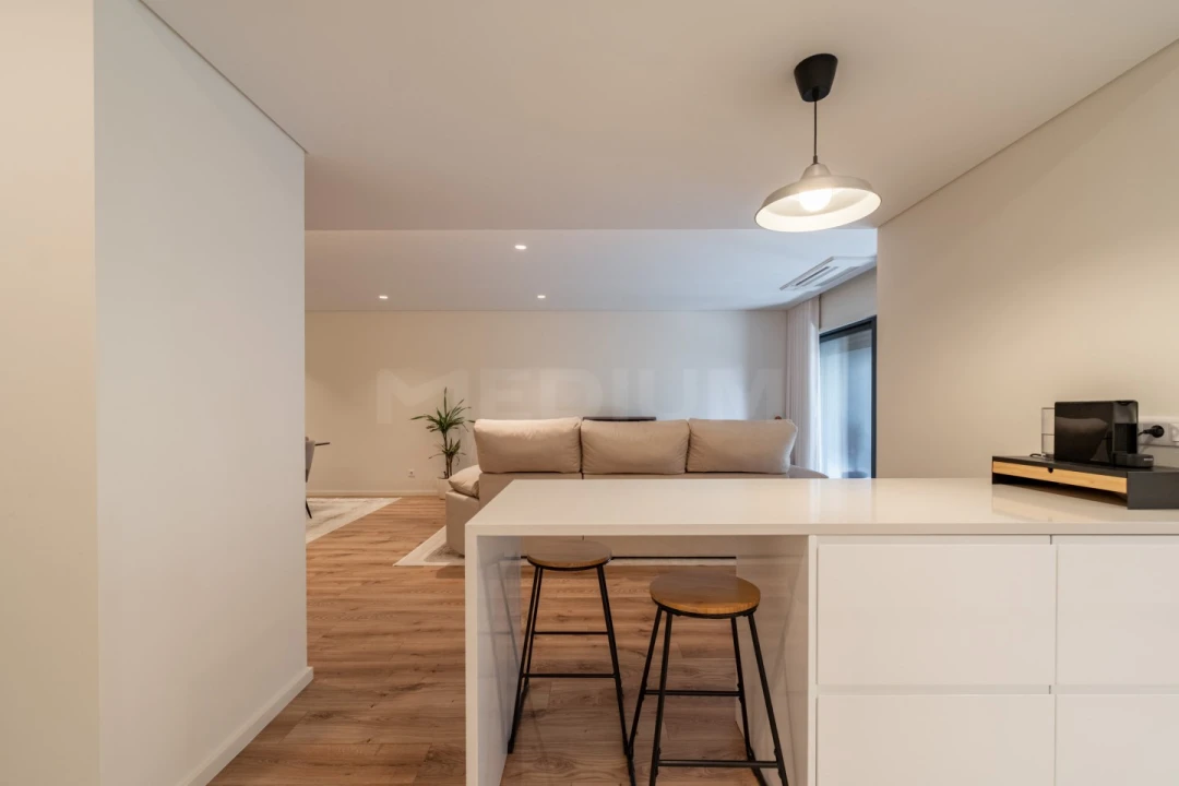 Apartamento T2 para Venda em Cidade da Maia Foto 10