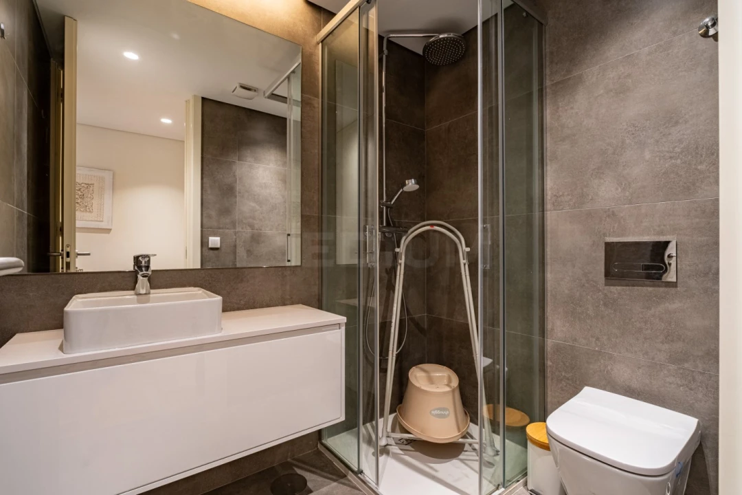 Apartamento T2 para Venda em Cidade da Maia Foto 16