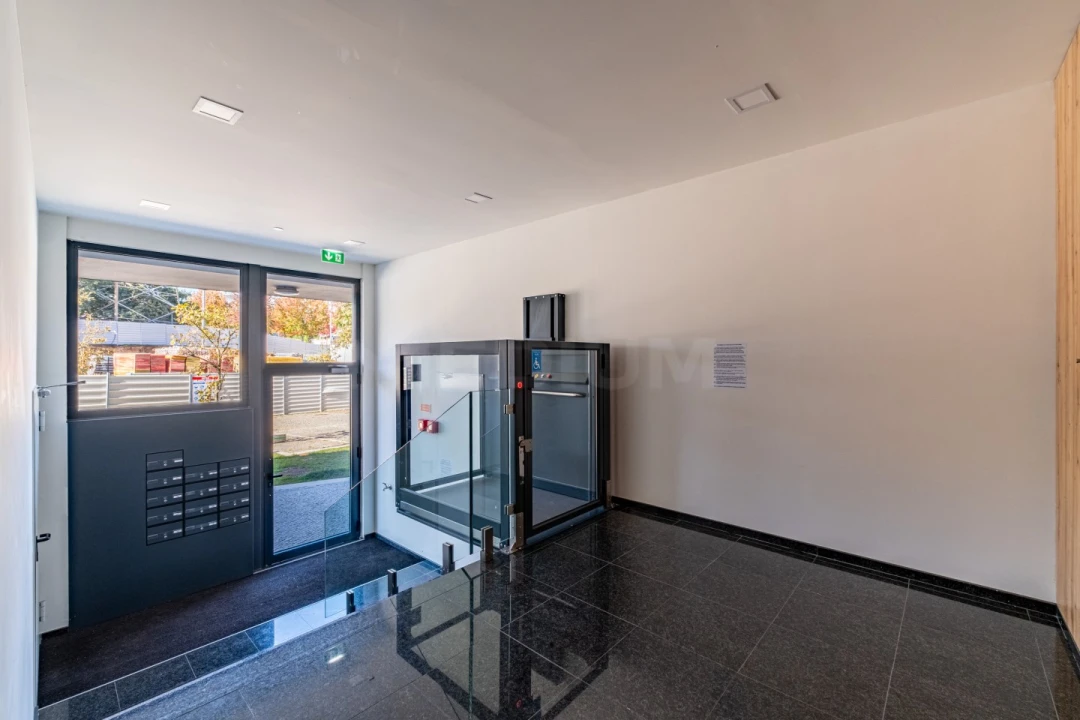 Apartamento T2 para Venda em Cidade da Maia Foto 22