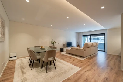 Apartamento T2 para Venda em Cidade da Maia