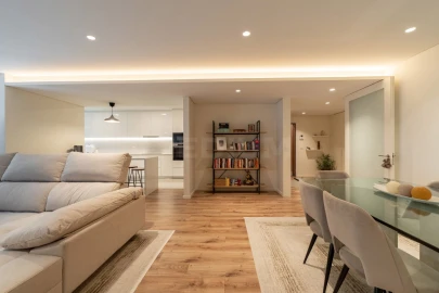 Apartamento T2 para Venda em Cidade da Maia