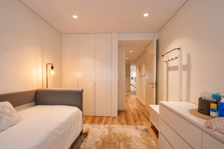 Apartamento T2 para Venda em Cidade da Maia Foto 18