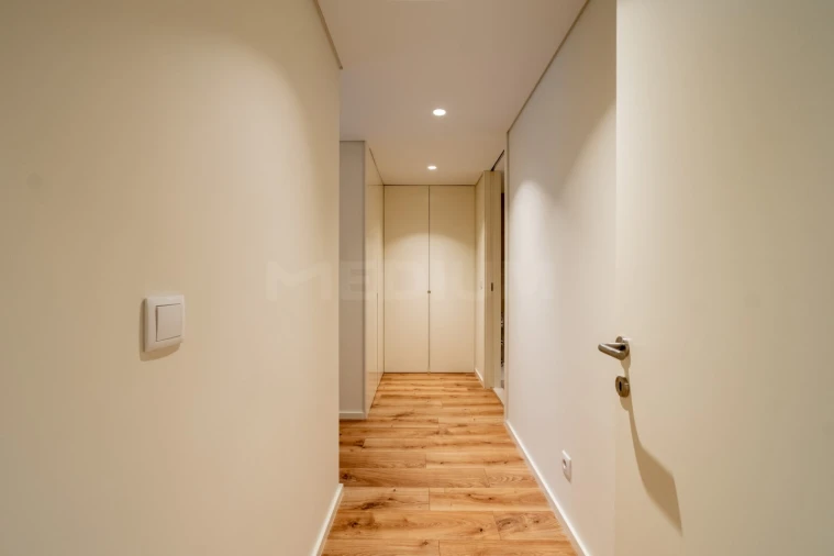 Apartamento T2 para Venda em Cidade da Maia Foto 19