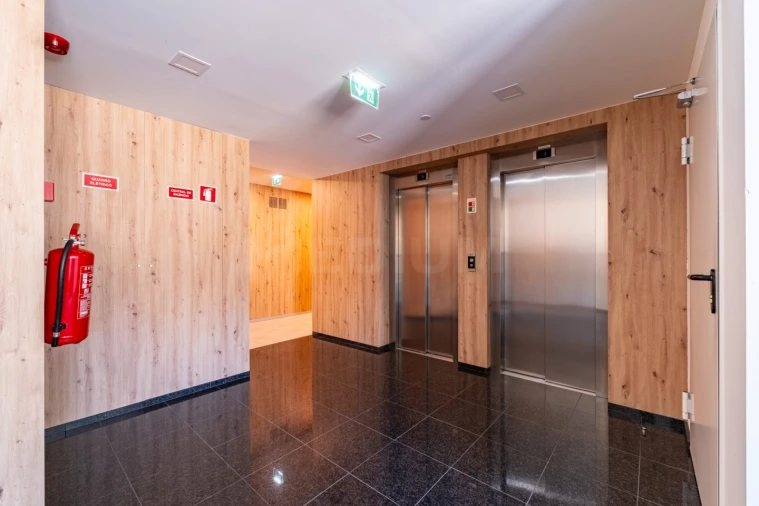 Apartamento T2 para Venda em Cidade da Maia Foto 23