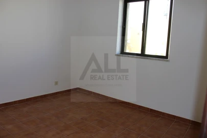 Moradia T4 para Venda em Lagos (São Sebastião e Santa Maria)