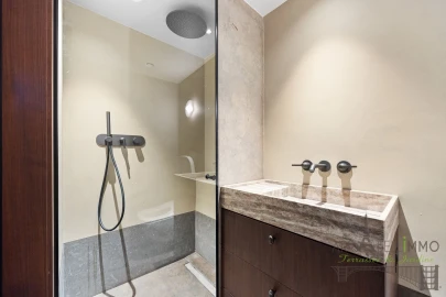 Apartamento T5 para Venda em Misericórdia
