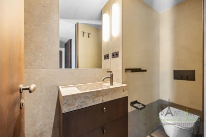 Apartamento T5 para Venda em Misericórdia