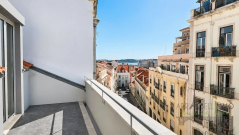 Apartamento T5 para Venda em Misericórdia