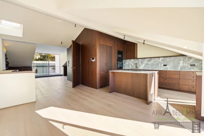 Apartamento T5 para Venda em Misericórdia