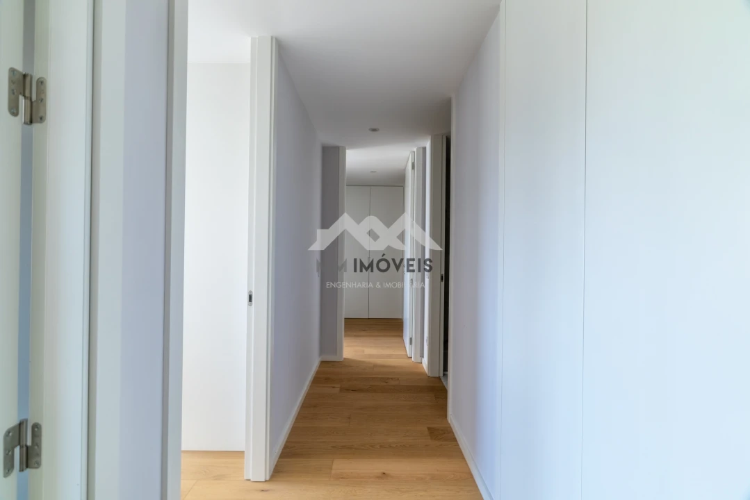 Apartamento T4 para Venda em Matosinhos e Leça da Palmeira Foto 28