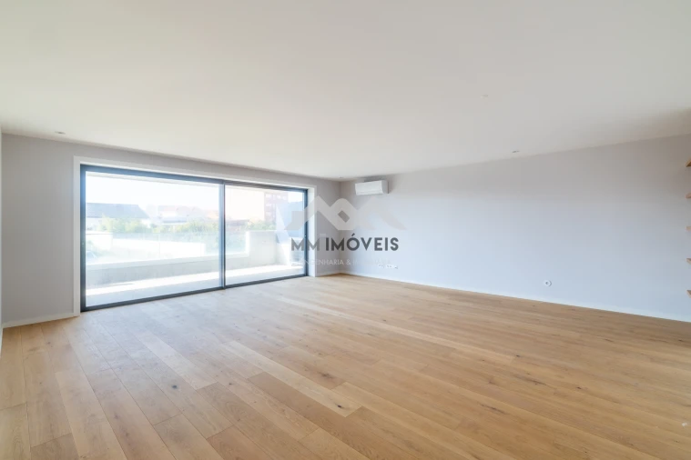 Apartamento T4 para Venda em Matosinhos e Leça da Palmeira Foto 14