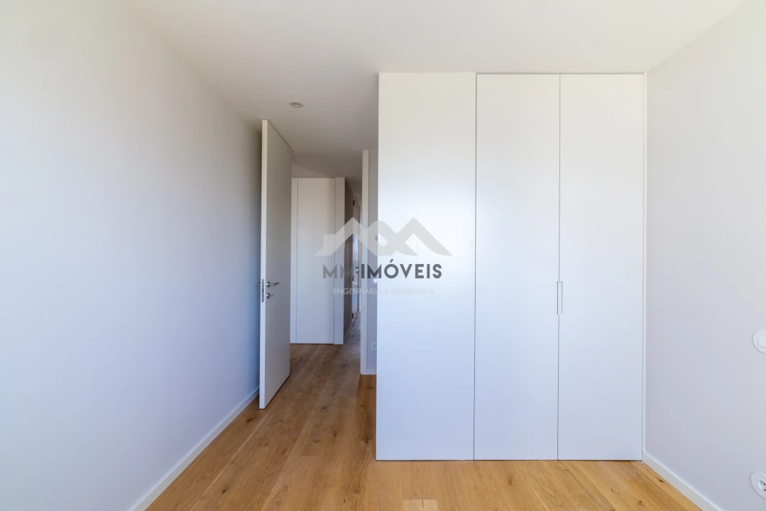Apartamento T4 para Venda em Matosinhos e Leça da Palmeira Foto 32