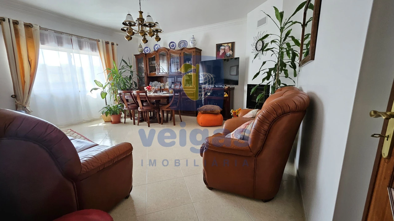 Apartamento T3 para Venda em Casal de Cambra Foto 2