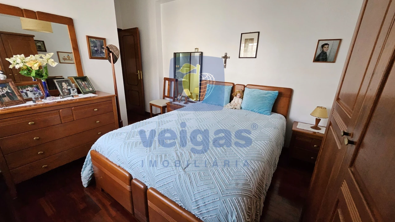 Apartamento T3 para Venda em Casal de Cambra Foto 8