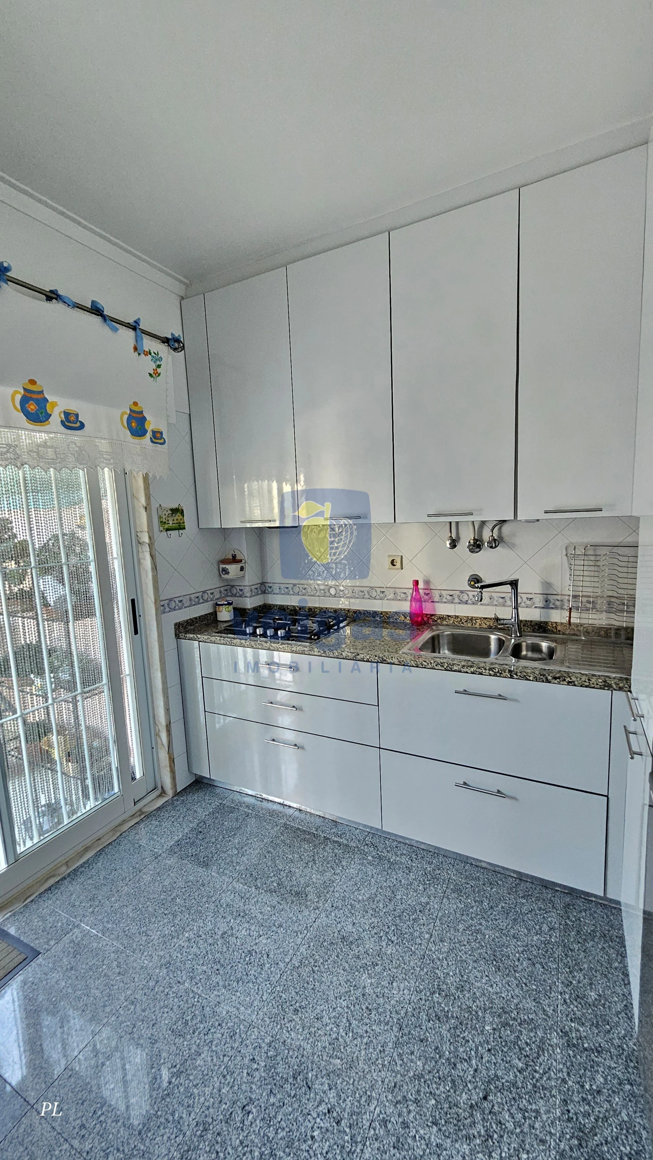 Apartamento T3 para Venda em Casal de Cambra Foto 18