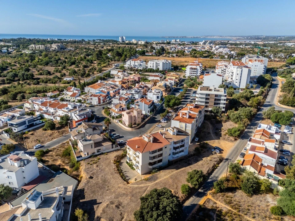 Apartamento T2 para Venda em Portimão Foto 28