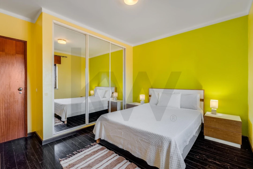 Apartamento T2 para Venda em Portimão Foto 14
