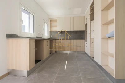 Apartamento T3 para Venda em Castanheira do Ribatejo e Cachoeiras