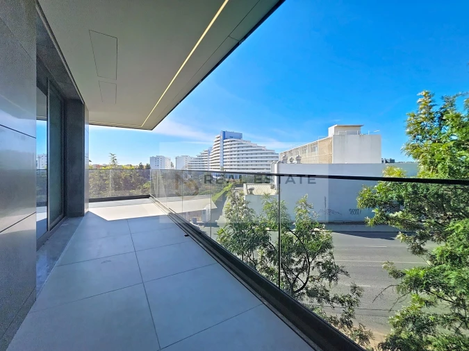 Apartamento T2 para Venda em Portimão Foto 19