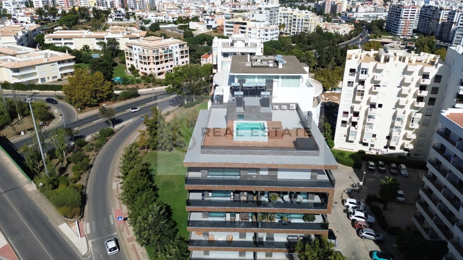 Apartamento T2 para Venda em Portimão Foto 39